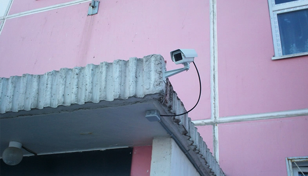 Наружная камера видеонаблюдения
